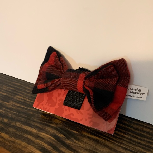 Woof & Whiskers pet bow tie Red flannel Velcro NWT - Picture 7 of 14